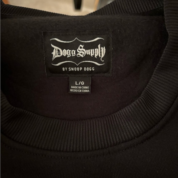 Snoop on the Stoop Sweatshirt - Picture 2 of 3